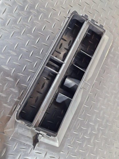 12-18 AUDI A6 C7 GENUINE OEM CENTRE DEFROST AIR DUCT GRILLE CHANNEL 4G2858431