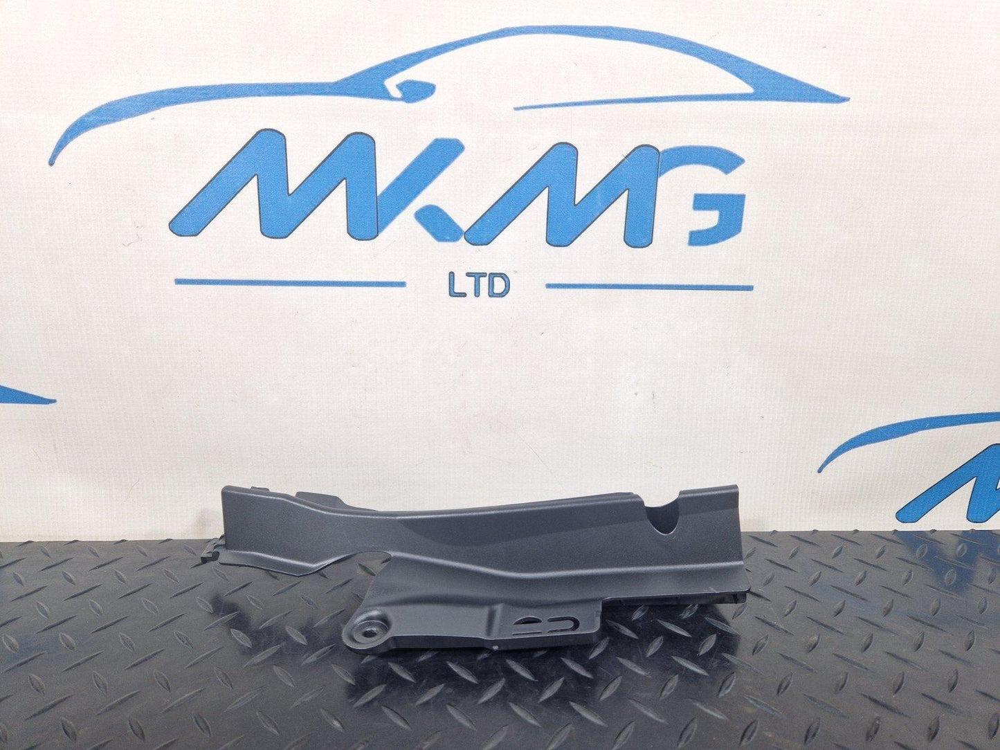 16-19 AUDI A4 B9 GENUINE LEFT SIDE ROOF SRS BRACKET 8W5880755