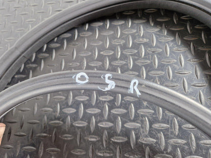 14-19 LAND ROVER L550 DISCOVERY SPORT OEM O/S/R REAR RIGHT DOOR SEAL FK72253A10A