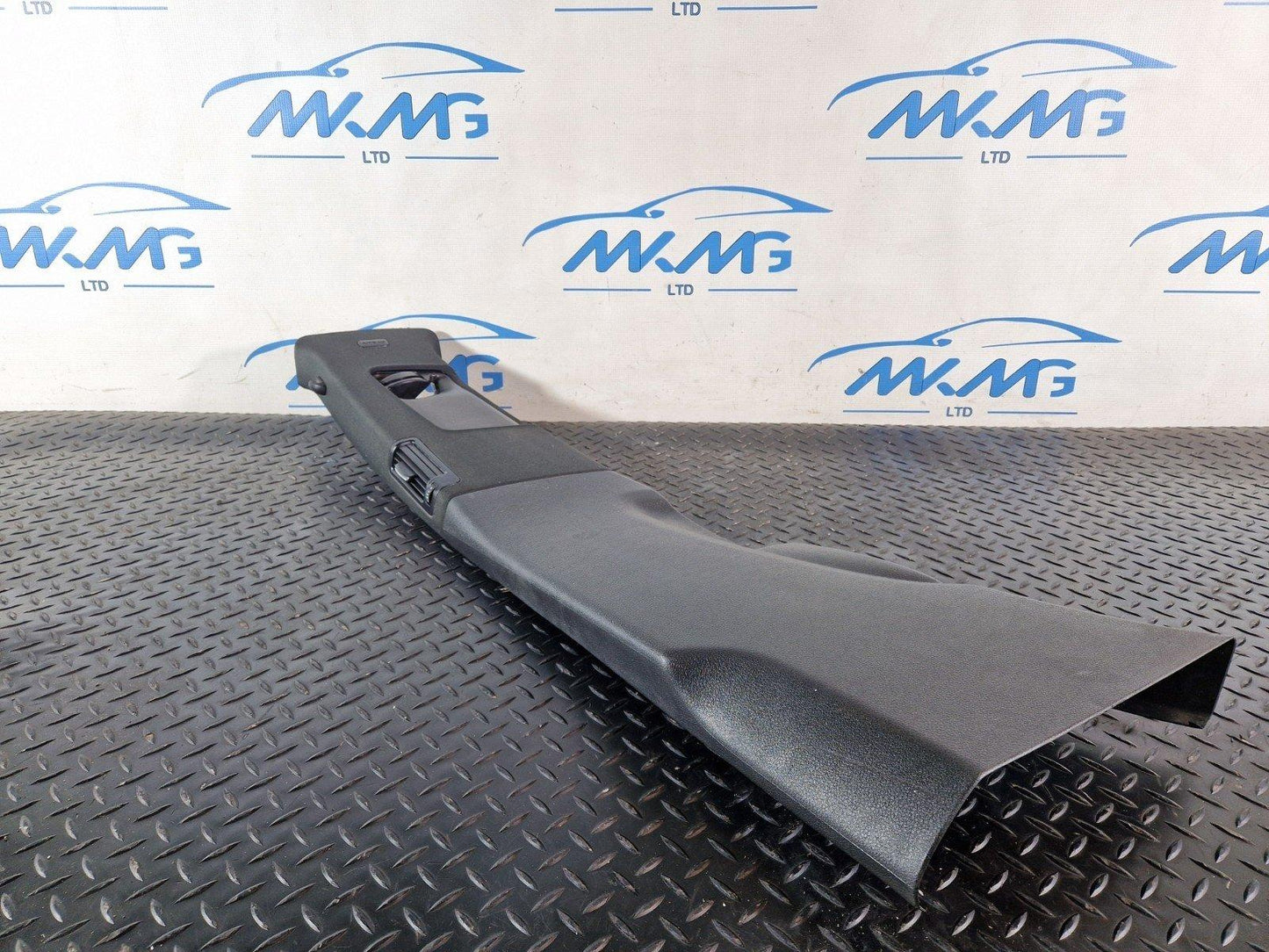 10-15 AUDI Q7 4L GENUINE B PILLAR TRIM PASSENGER LEFT NEAR SIDE 4L0819723