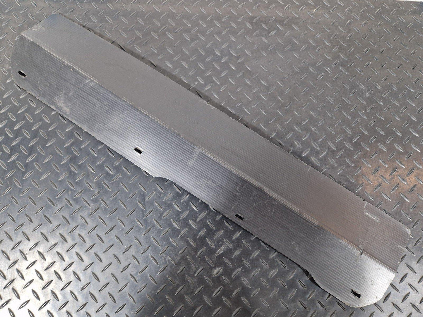 18-ON MERCEDES BENZ SPRINTER W907 OEM RADIATOR TOP COVER SLAM PANEL A9075050000
