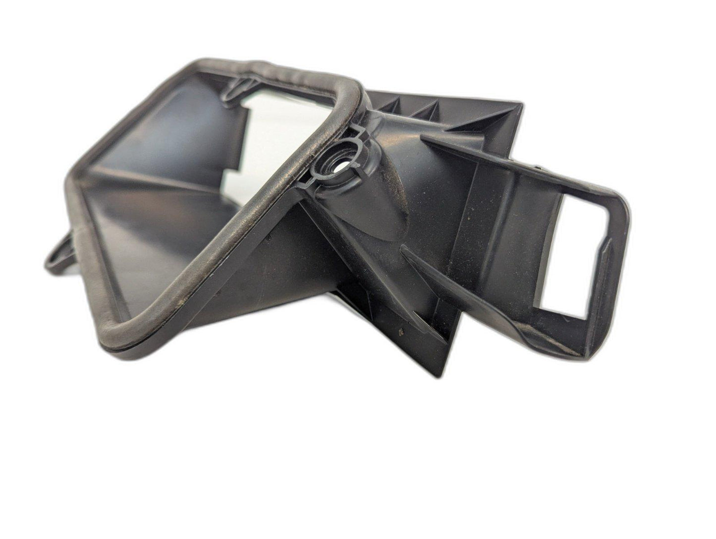 15-18 MERCEDES C CLASS W205 FRONT LEFT AIR DUCT A2058300024