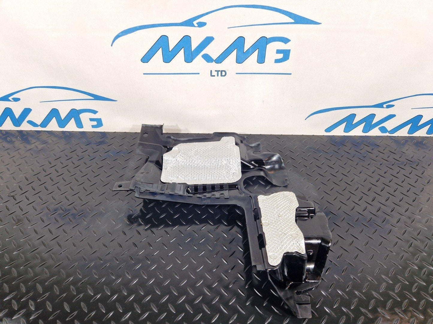 19-ON MERCEDES BENZ B CLASS W247 ENGINE BAY LEFT UPPER PARTITION A1776206300
