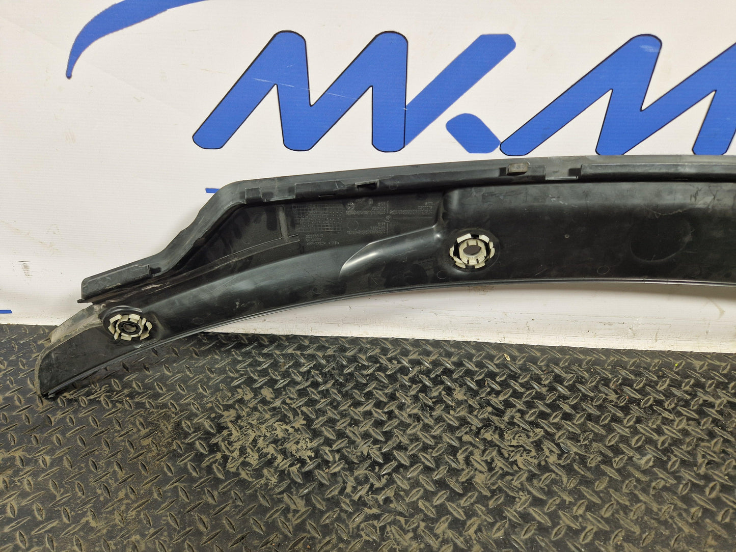 BMW 2 SERIES F45 F46 FRONT WINDSCREEN SCUTTLE PANEL 7301016 7305485 7301015