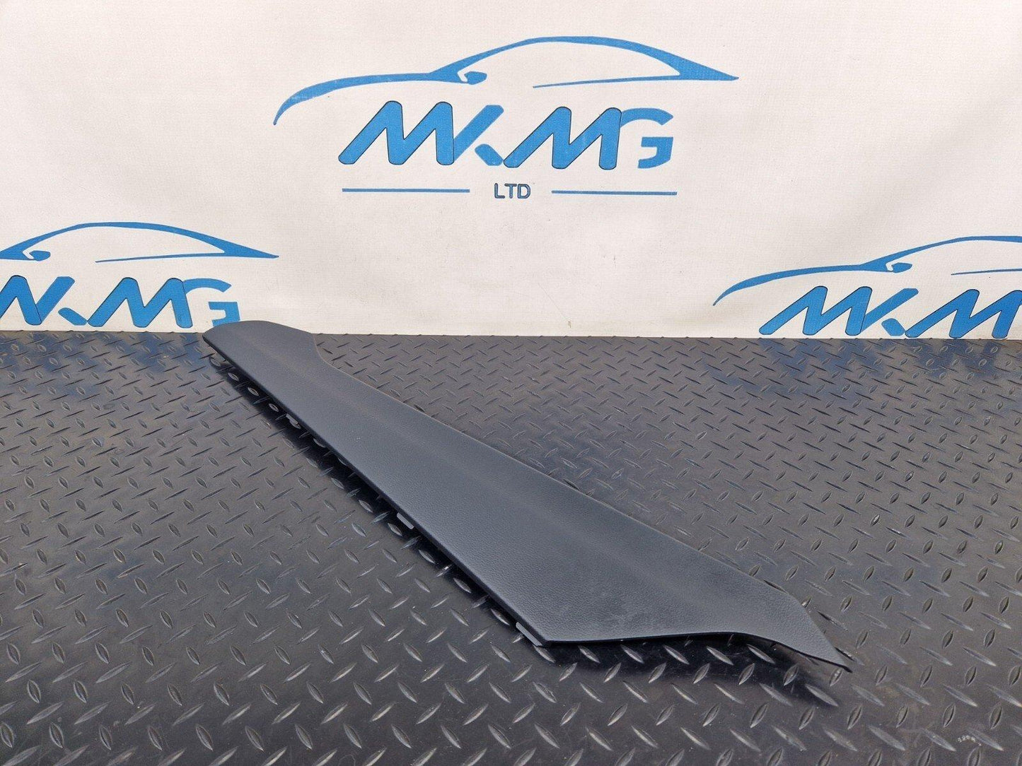 16-19 AUDI A4 B9 S-LINE LEFT PASSENGER SIDE CENTRE CONSOLE TRIM COVER 8W2863305