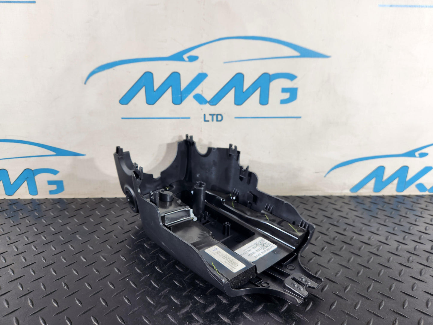 Land Rover Range Rover Evoque L551 SUV Lower Steering Cowling Cover P8D2-3F900-B