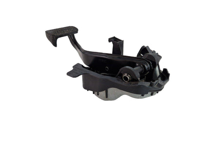 2015 MERCEDES BENZ C W205 GENUINE FRONT RIGHT BRAKE PEDAL A2052920515