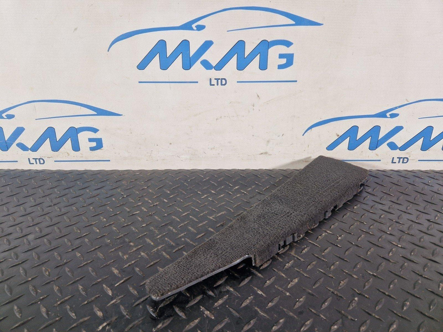 10-15 AUDI Q7 4L INTERIOR FRONT NS LEFT SEAT LOWER PANEL COVER 4L0881471
