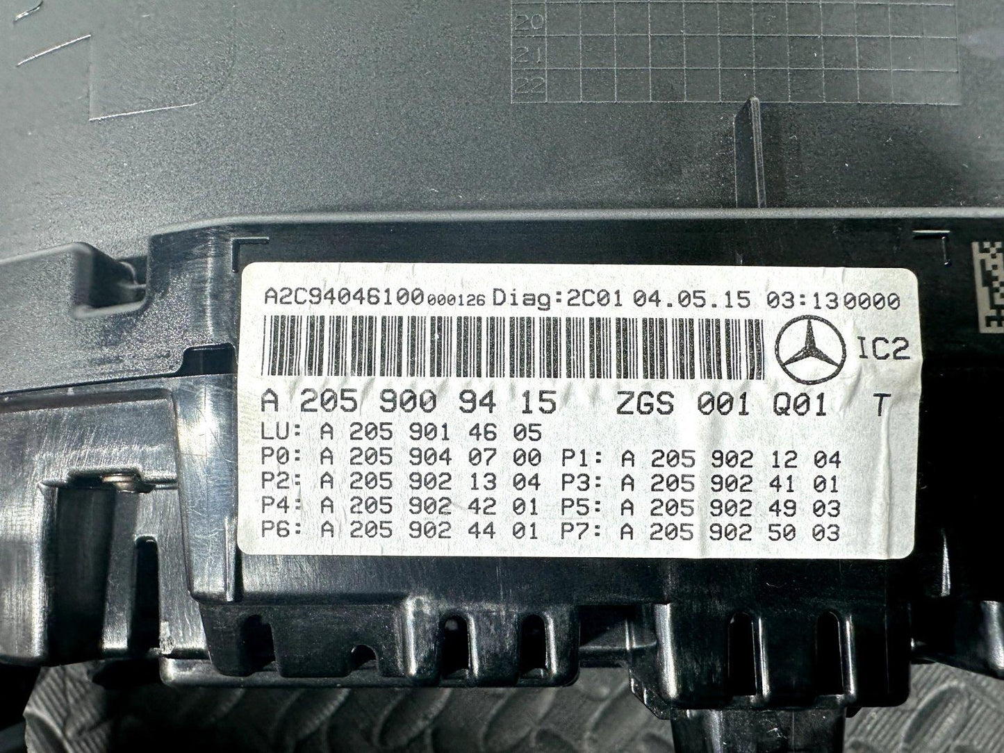14-21 MERCEDES BENZ C300 2.1 CDI HYBRID W205 GENUINE INSTRUMENT CLUSTER SPEEDO