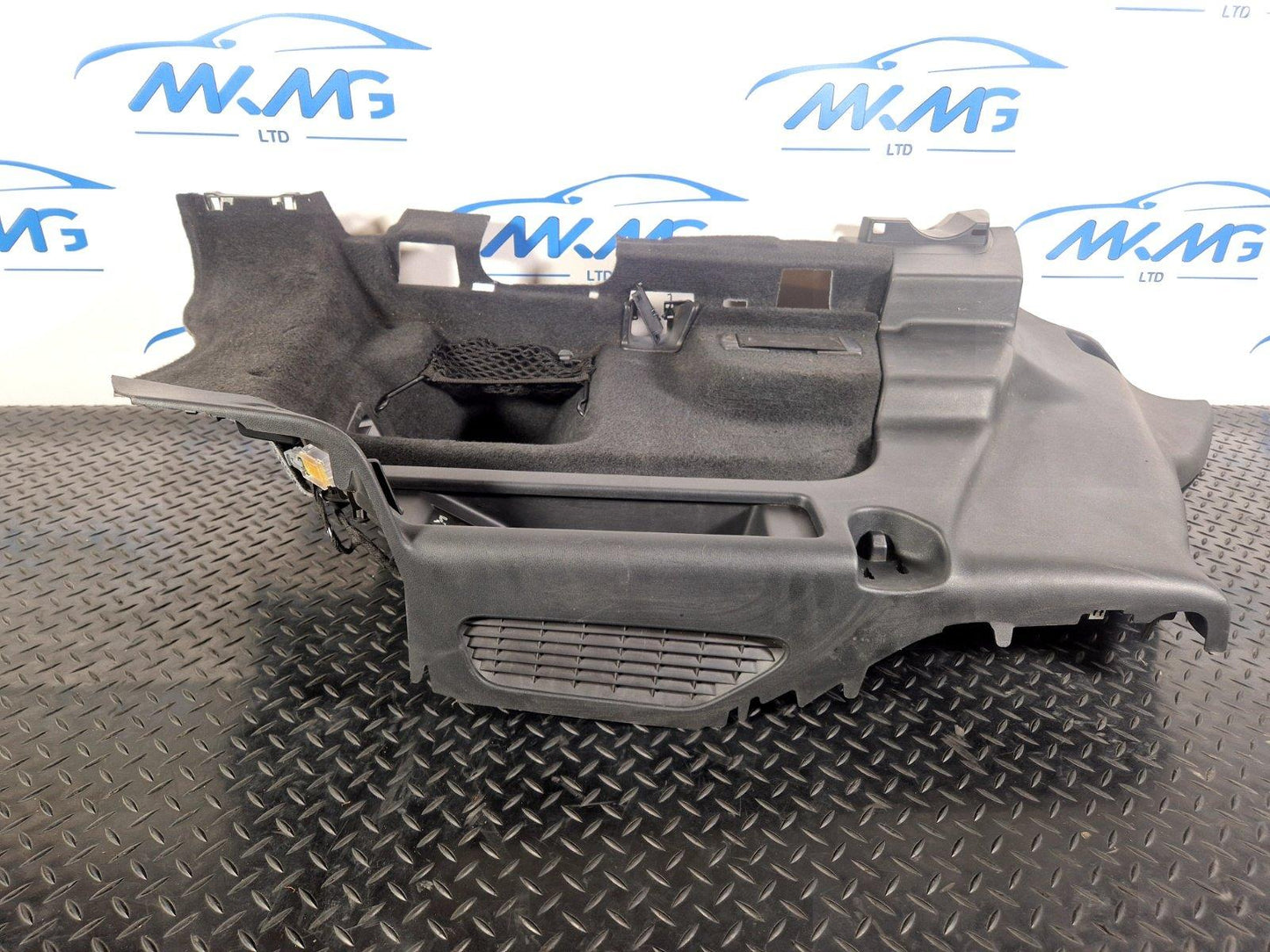 2019-ON  LAND ROVER DISCOVERY L550 LCI REAR RIGHT O/S BOOT PANEL FK72-68886-B