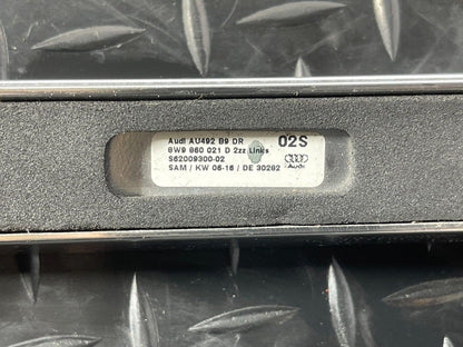 16-19 AUDI A4 B9 AVANT GENUINE ROOF RAIL ESTATE PASSENGER SIDE 8W8860021