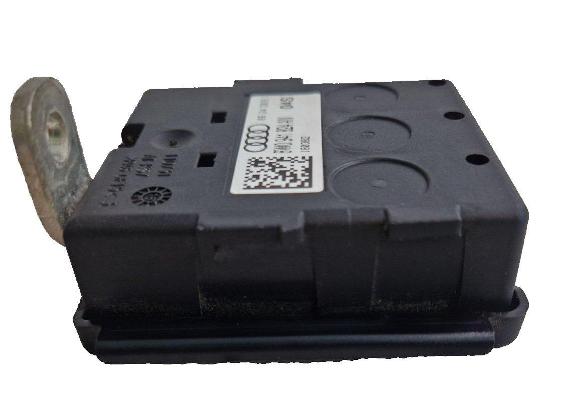 16-19 AUDI A4 B9 SPORT FUSE BOX POWER DISTRIBUTION CONTROL MODULE 8W0941824AN
