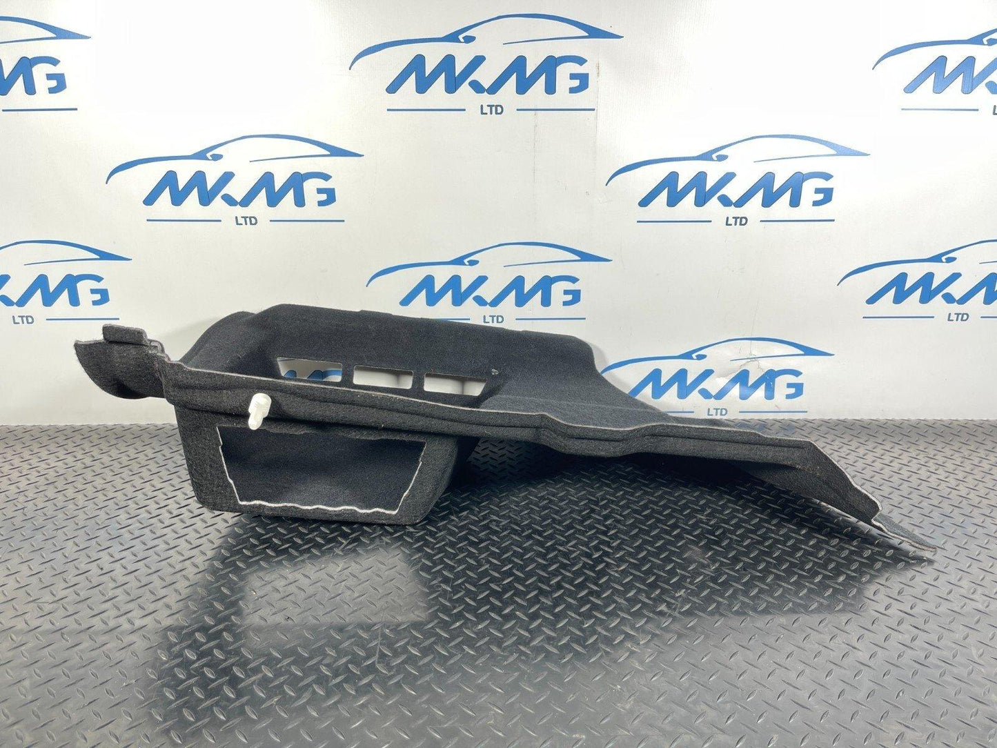 16-22 BMW X1 F48 GENUINE REAR LEFT SIDE BOOT TRIM SIDE PANEL COVER 7478829