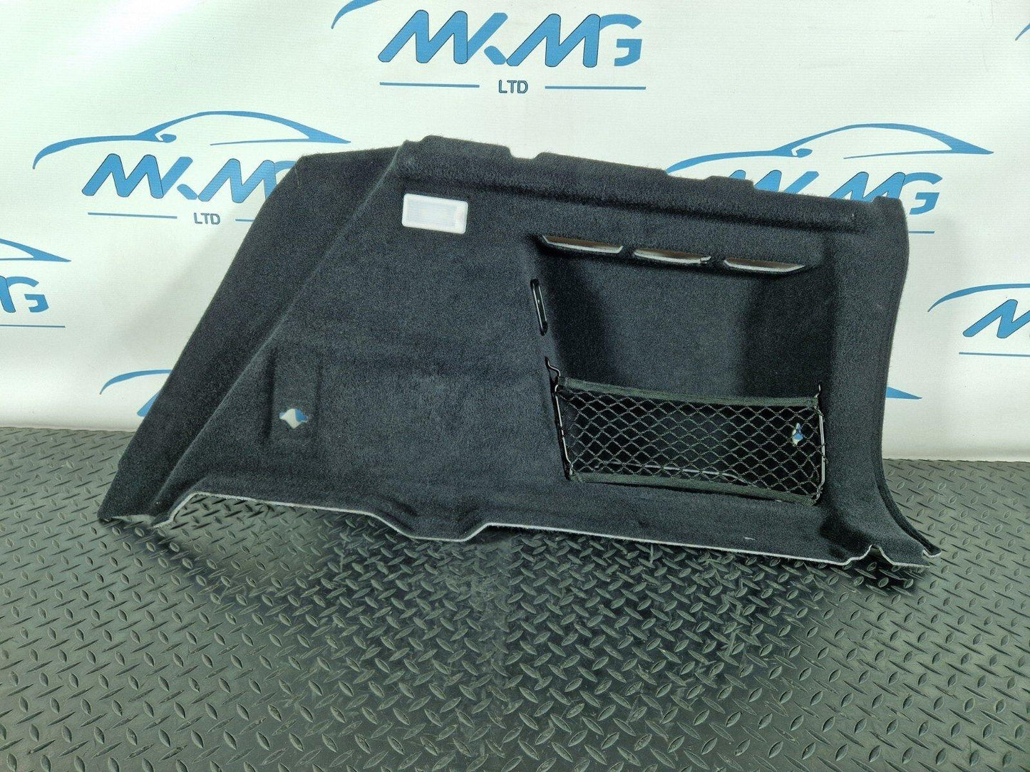 16-22 BMW X1 F48 GENUINE REAR RIGHT SIDE BOOT TRIM PANEL COVER 7425644