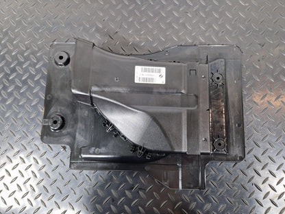11-18 BMW 6 SERIES F06 REAR INTERIOR AIR DUCT 9242212