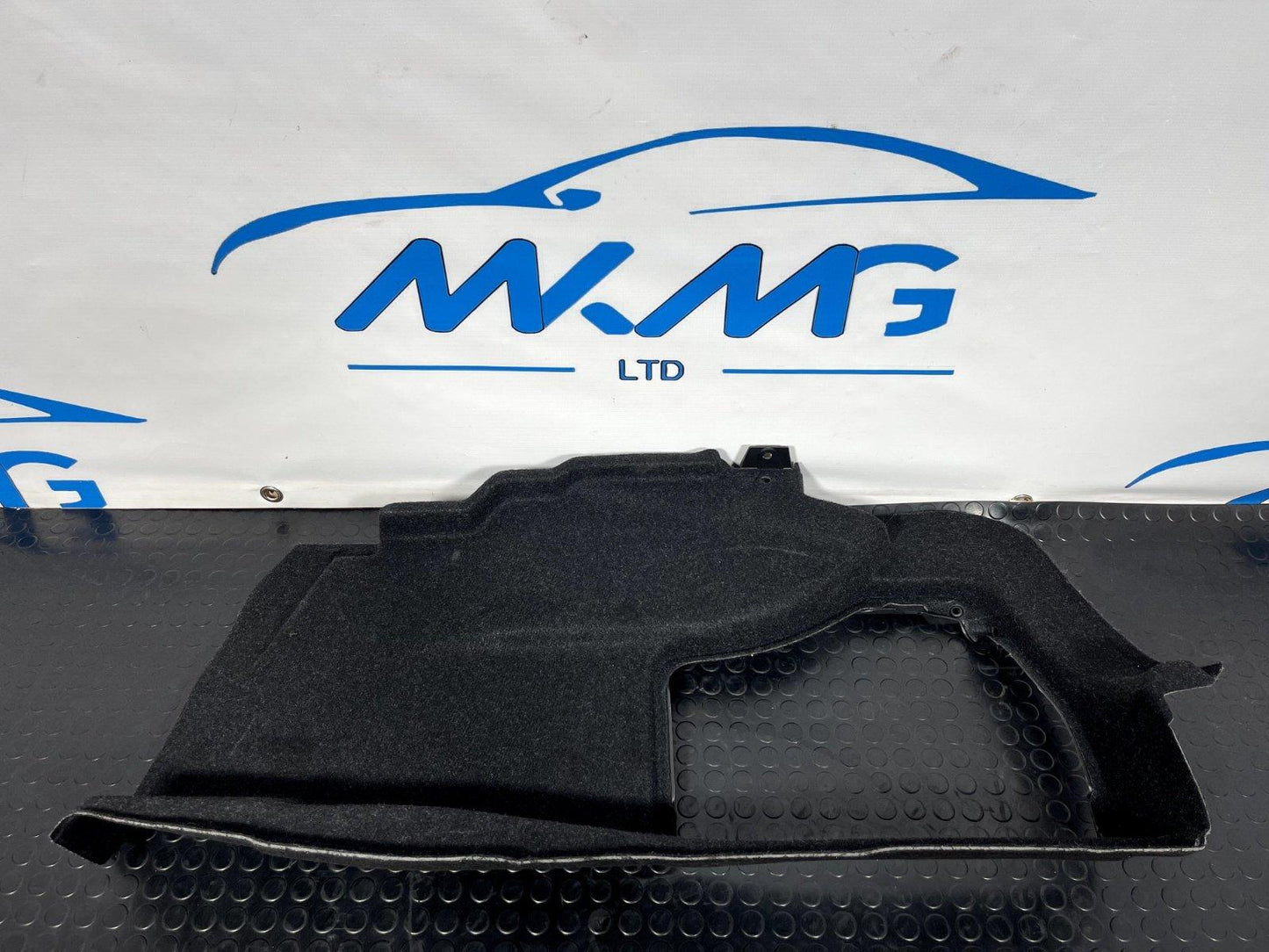 2017 BMW 4 SERIES F32 M-SPORT GENUINE REAR RIGHT BOOT SIDE PANEL 7467122
