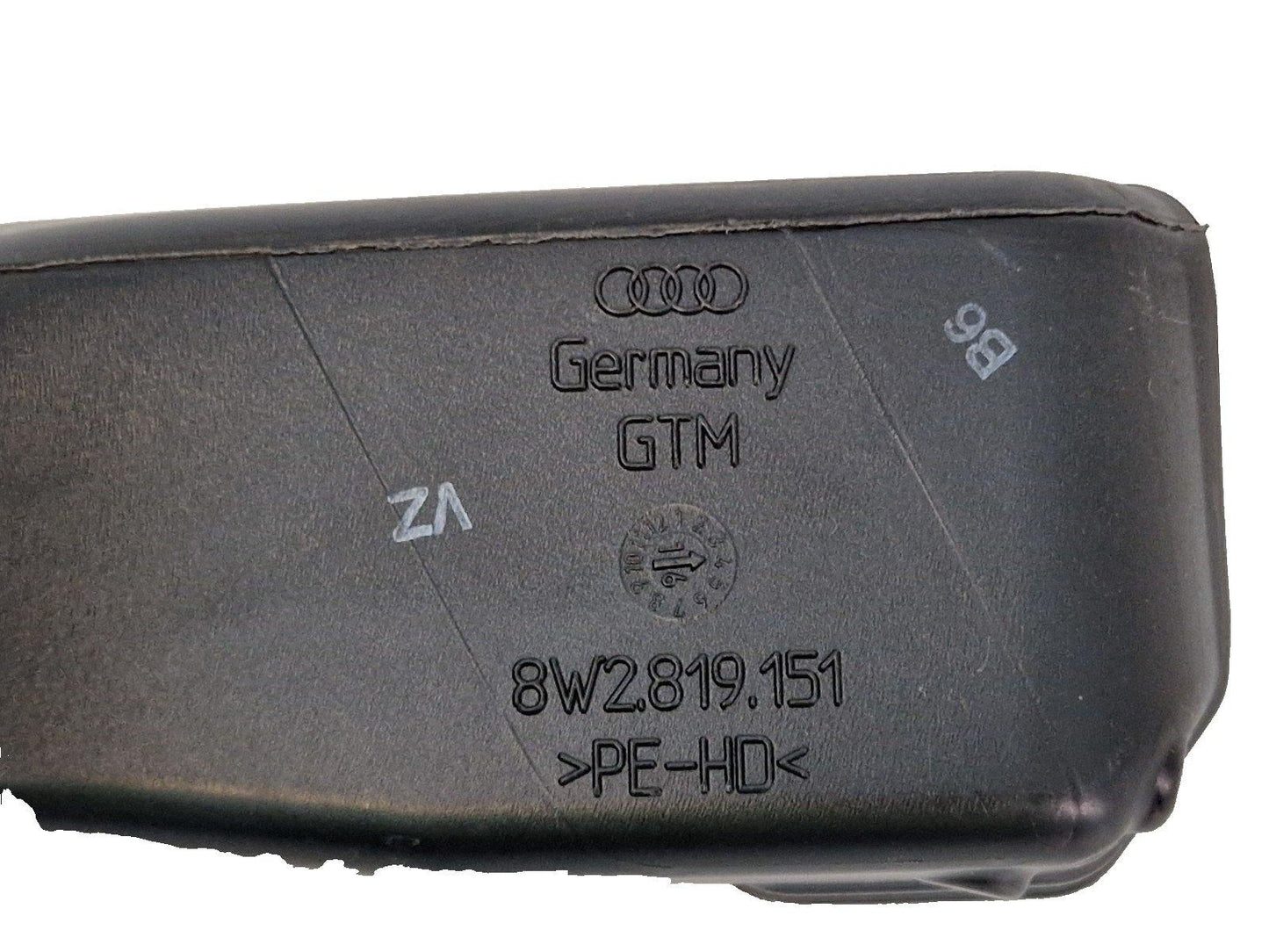 16-19 AUDI A4 AVANT B9 S-LINE OEM N/S/F FRONT LEFT FOOTWELL AIR DUCT 8W2819151