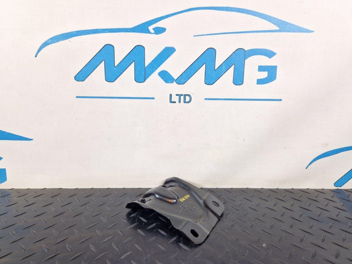 10-15 AUDI Q7 4L RIGHT O/S ROOF PANEL CONNECTING PLATE BRACKET MOUNT 4L0810498D
