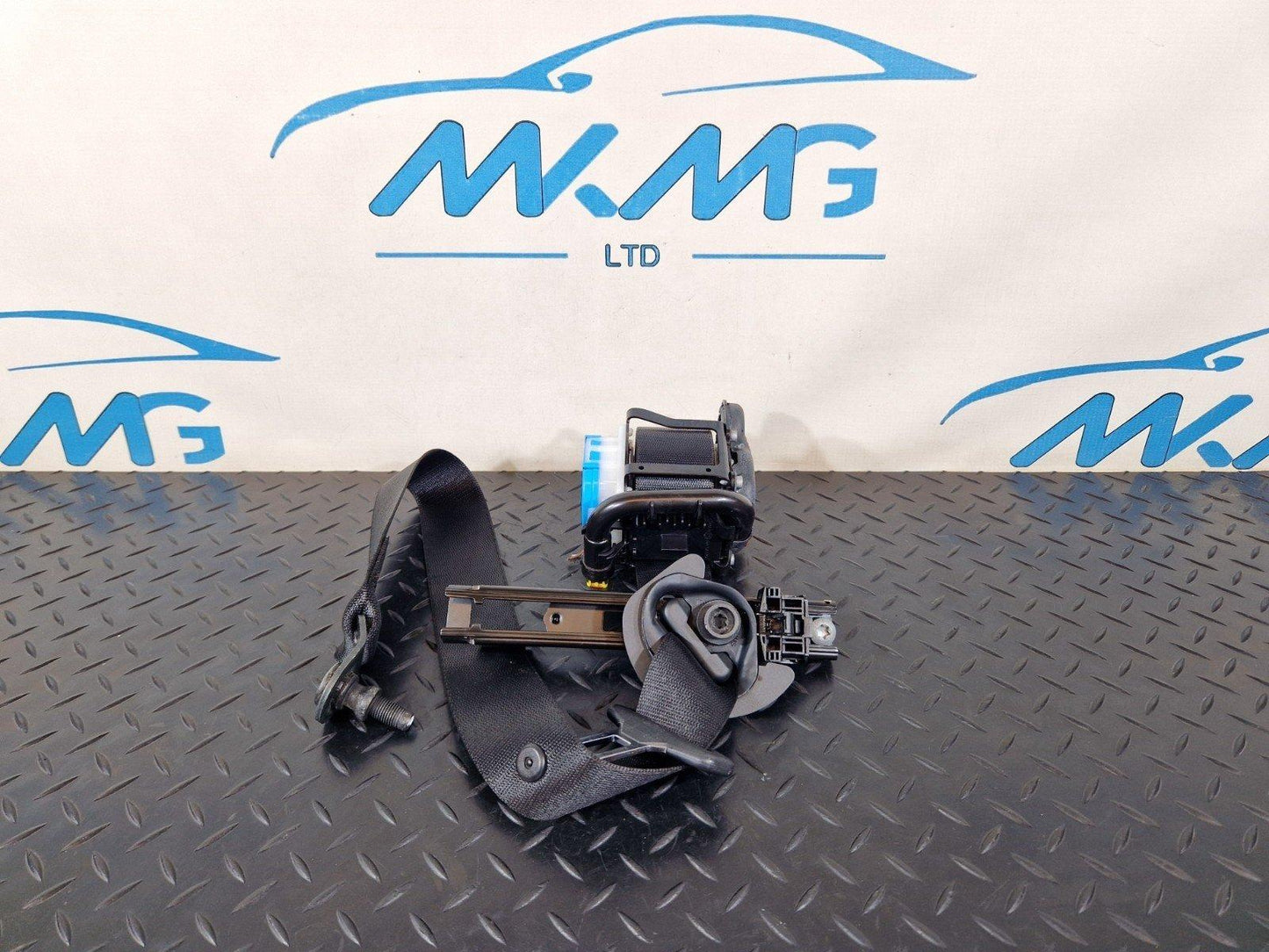 12-18 MERCEDES BENZ B-CLASS W246 SEAT BELT FRONT LEFT SIDE A2468602585