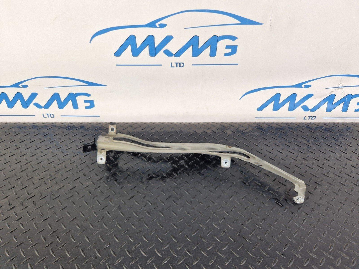 14-21 BMW 2 SERIES ACTIVE TOURER F45 DRIVER SIDE FENDER SUPPORT BRACKET 7297200