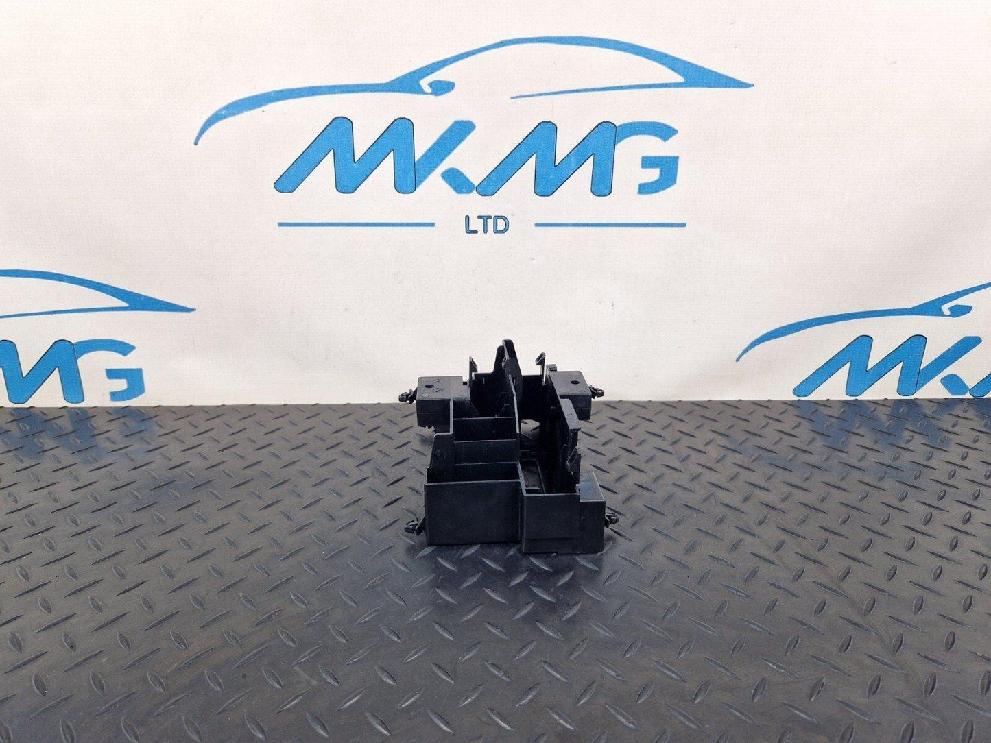 18-ON MERCEDES SPRINTER W907 W910 OEM COMMUNICATION MODULE HOLDER BRACKET MOUNT