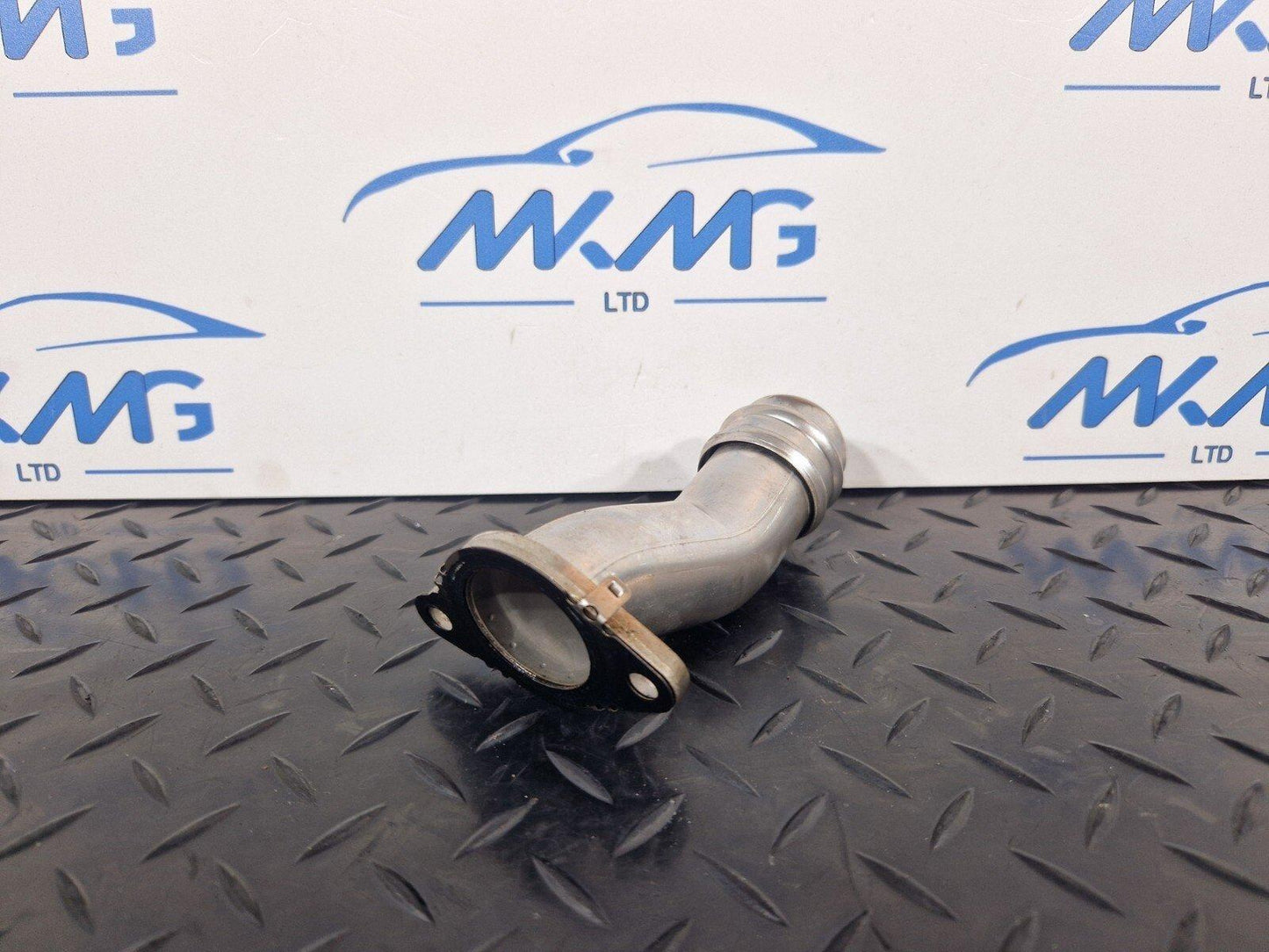 12-18 MERCEDES BENZ W176 LCI AMG LINE GENUINE EGR PIPE VALVE LINE HOSE