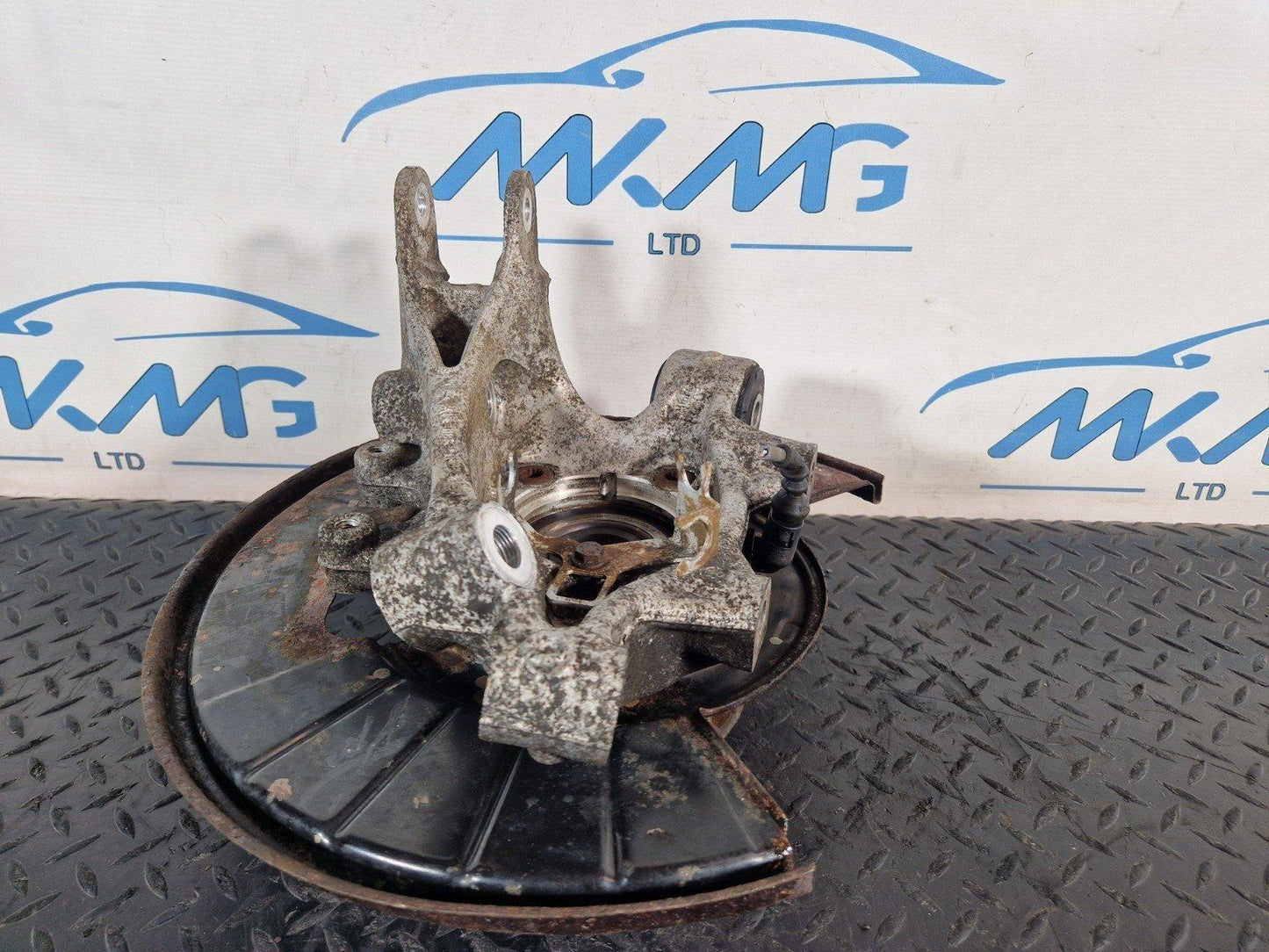 10-18 VW TOUAREG 7P GENUINE REAR RIGHT O/S/R WHEEL HUB &BEARING 7P0505436B