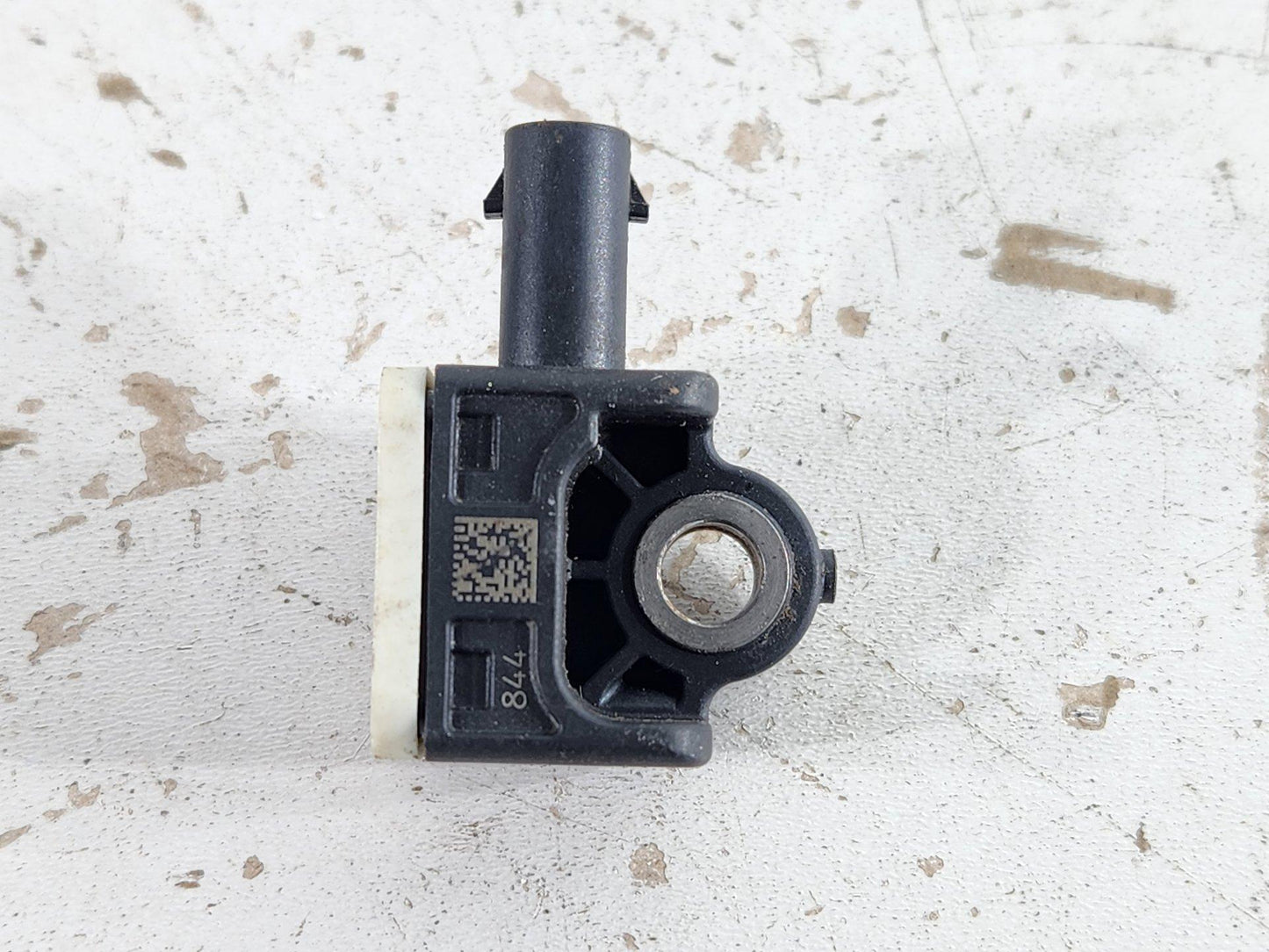 Volkswagen Touareg 7P Genuine Crash Impact Sensors X2 7P0959651
