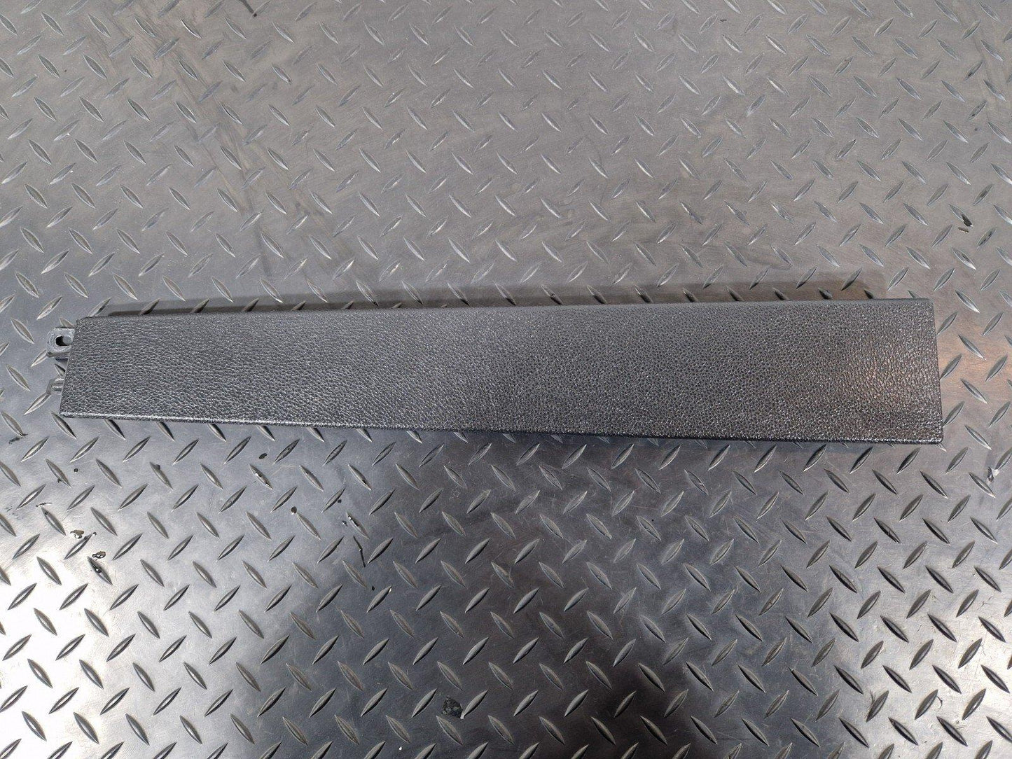 18-ON MERCEDES SPRINTER W907 W910 FRONT LEFT SIDE DASHBOARD TOP TRIM COVER