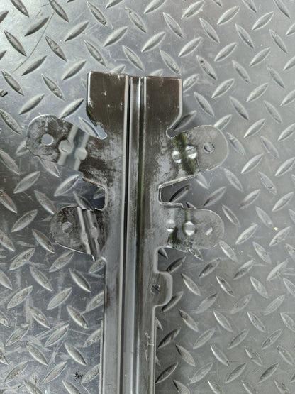 11-19 MERCEDES BENZ ML W166 GENUINE DISTANCE SENSOR MOUNT BRACKET A1666264031