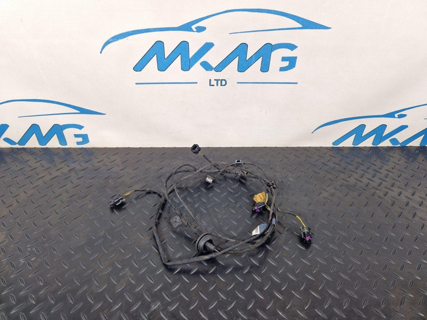 16-19 AUDI A4 B9 GENUINE REAR BUMPER PARKING SENSOR PDC WIRING LOOM 8W0971104A