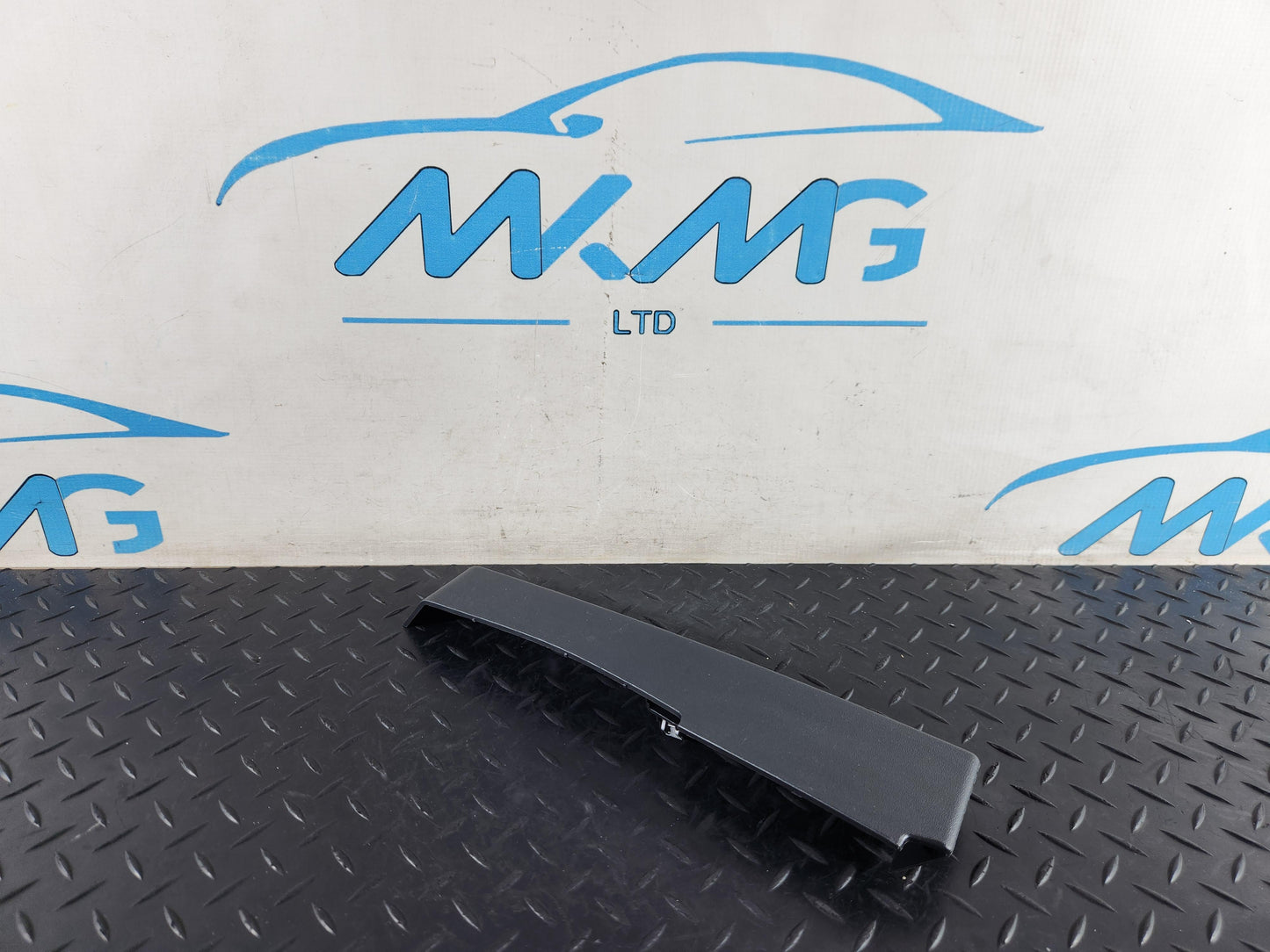 Land Rover Range Rover Evoque L551 SUV Genuine Dashboard Trim K8D2-043C27-A