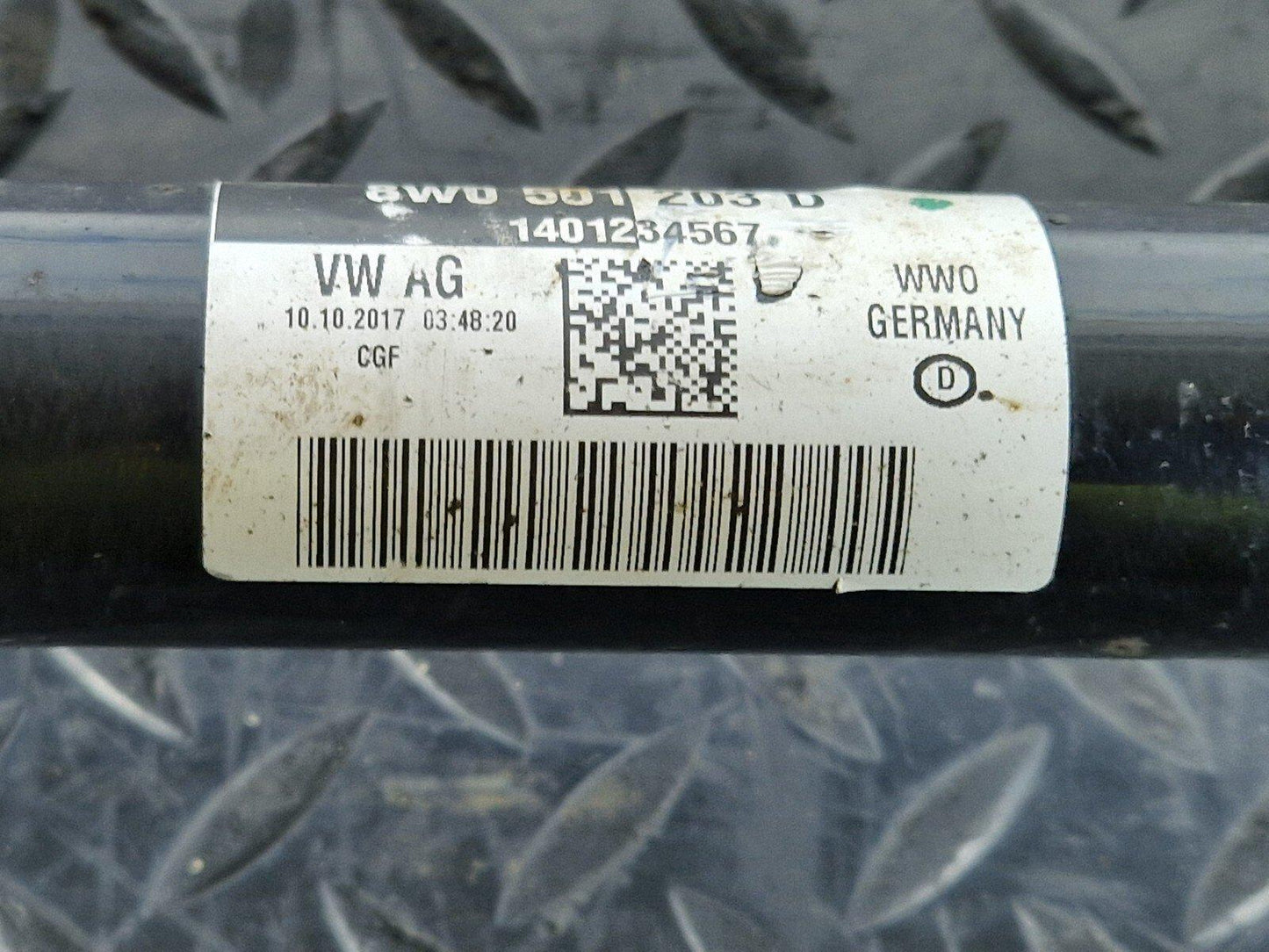 16-19 AUDI A4 B9 GENUINE OEM REAR DRIVESHAFT FITS LEFT & RIGHT 8W0501203D