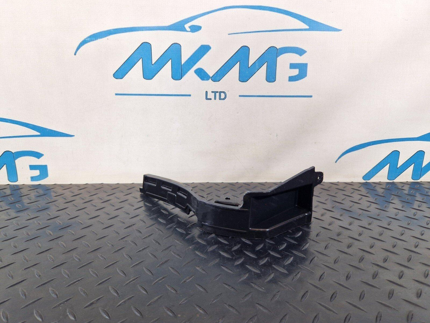 14-21 MERCEDES BENZ C300h W205 OEM REAR BUMPER LEFT BRACKET A2058854223