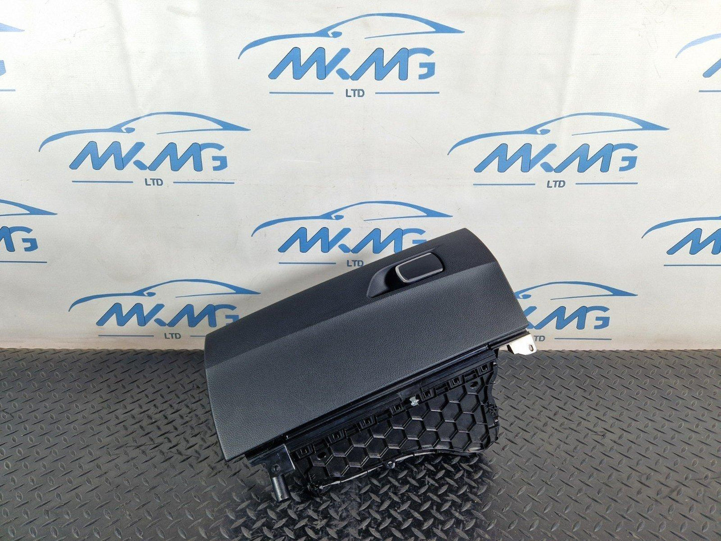BMW 1 SERIES GENUINE GLOVE BOX STORAGE COMPARTMENT 922725006
