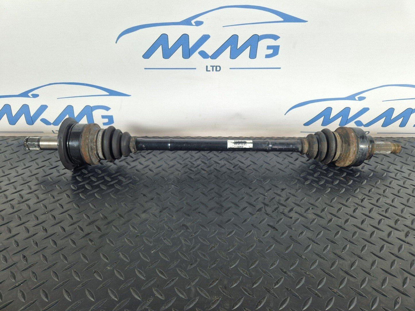 12-18 BMW 3 SERIES F30 F31 LCI RIGHT SIDE REAR DRIVESHAFT 8680348