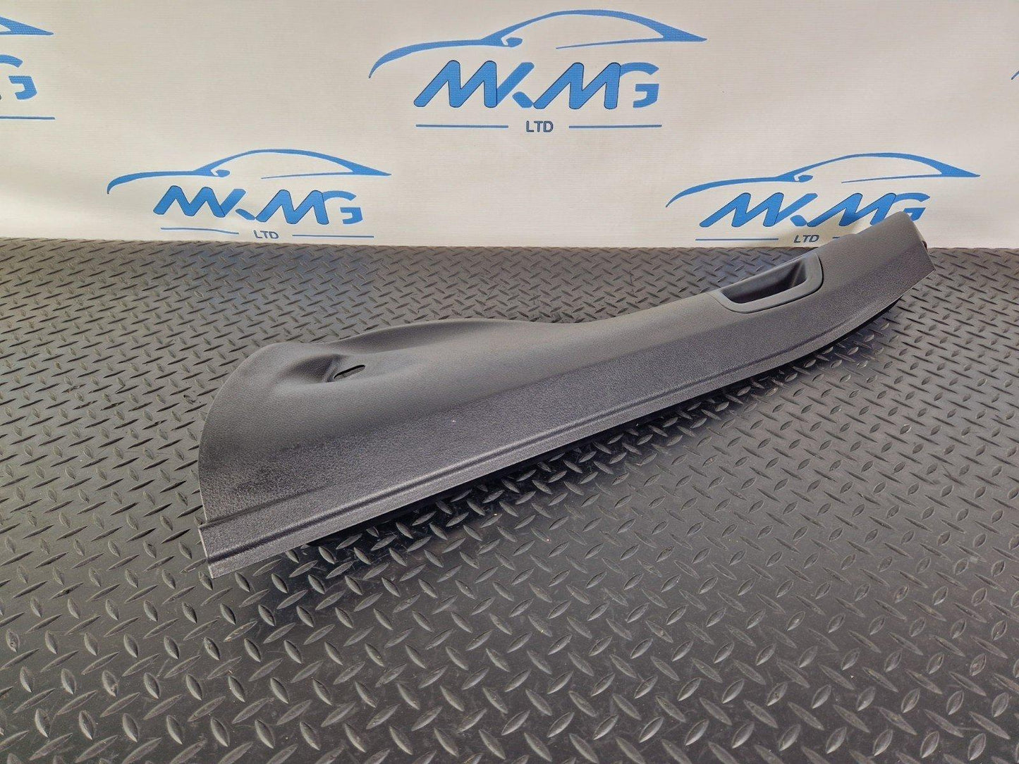 10-13 BMW X5 E70 LCI GENUINE REAR LEFT N/S D PILLAR TRIM PANEL 7154837