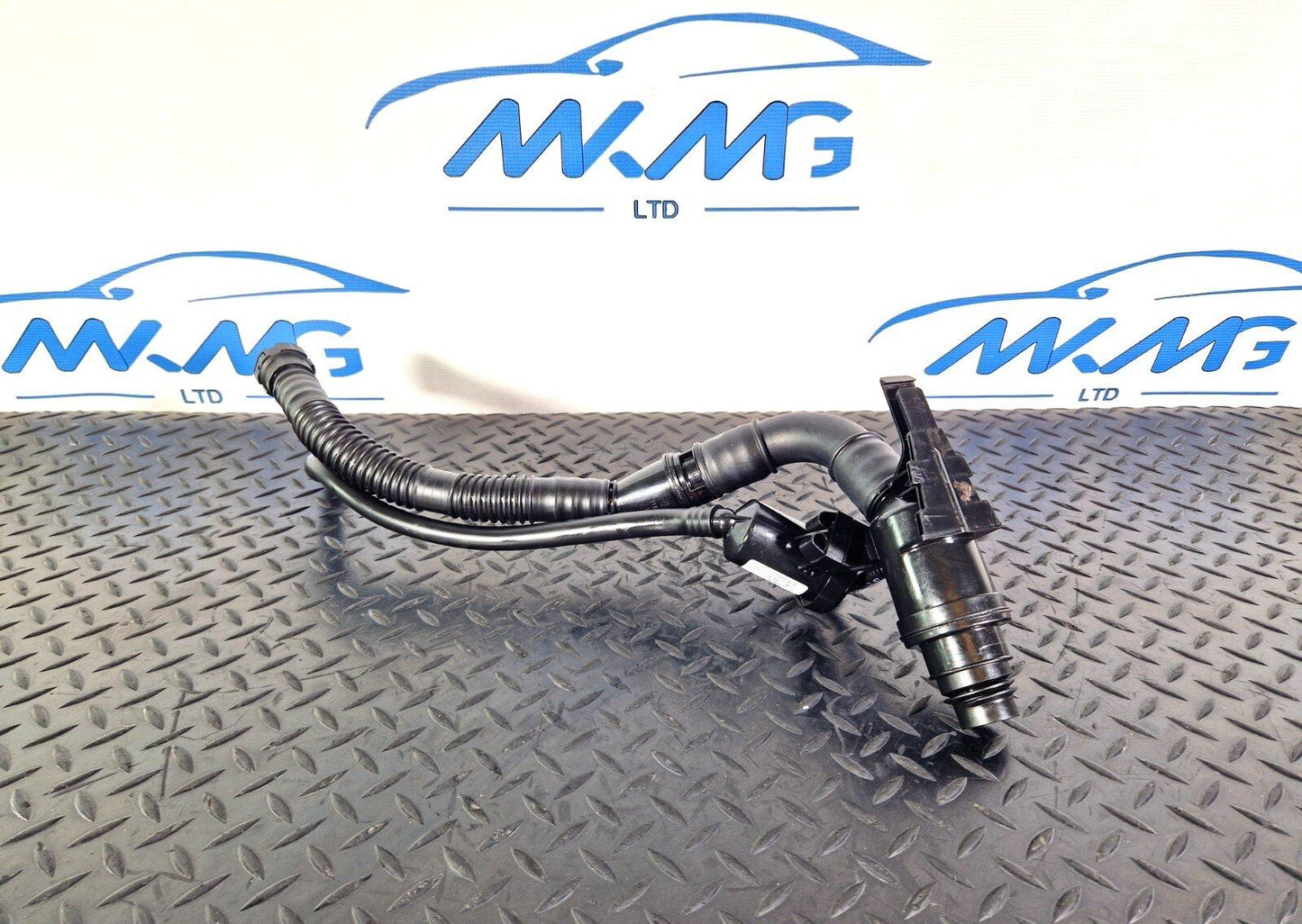 18-ON MERCEDES BENZ A CLASS W177 OEM ADBLUE FILLER NECK PIPE HOSE A1774703300
