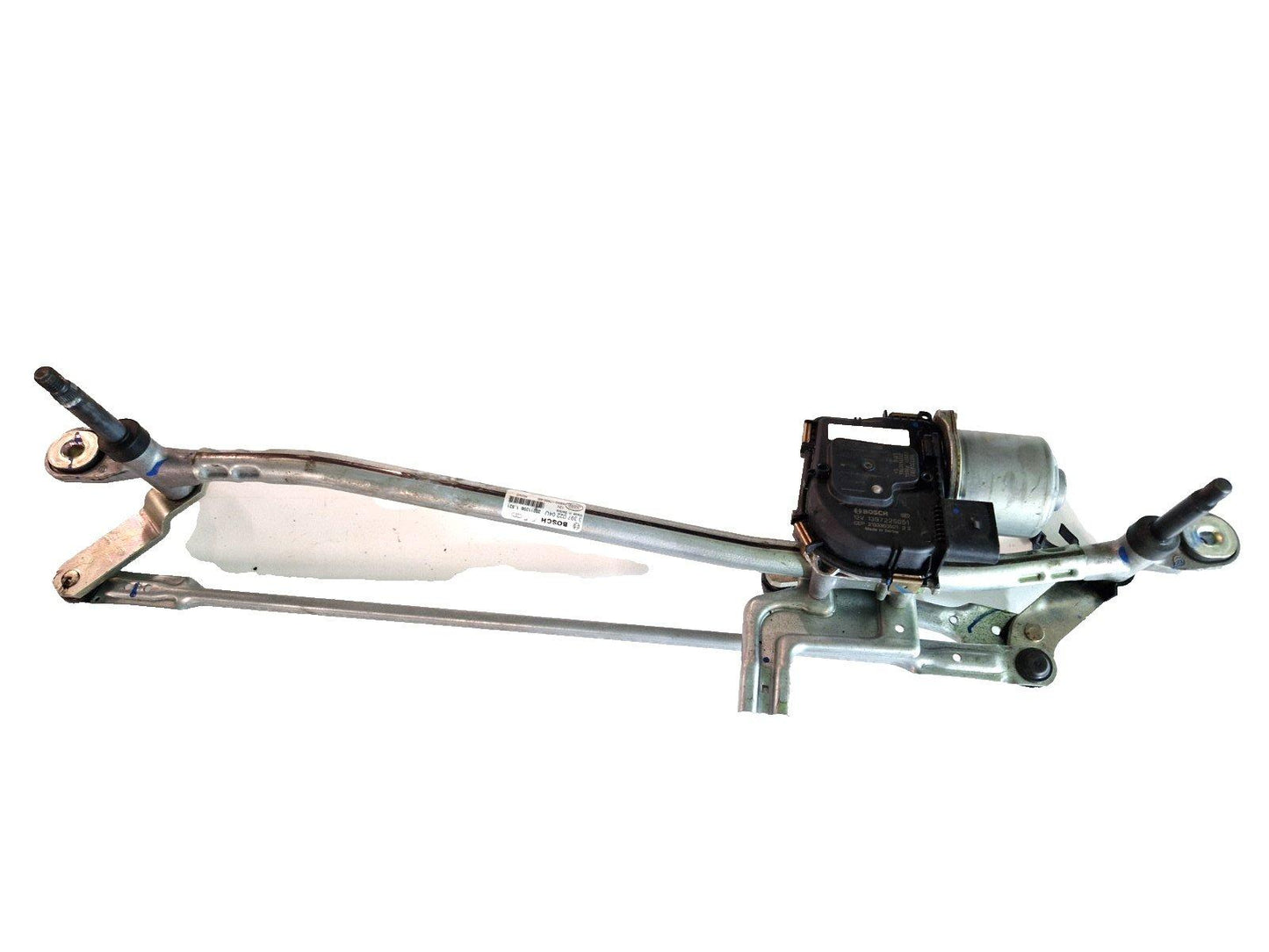 19-ON RANGE ROVER EVOQUE L551 FRONT WINDSHIELD WIPER LINKAGE WITH MOTOR