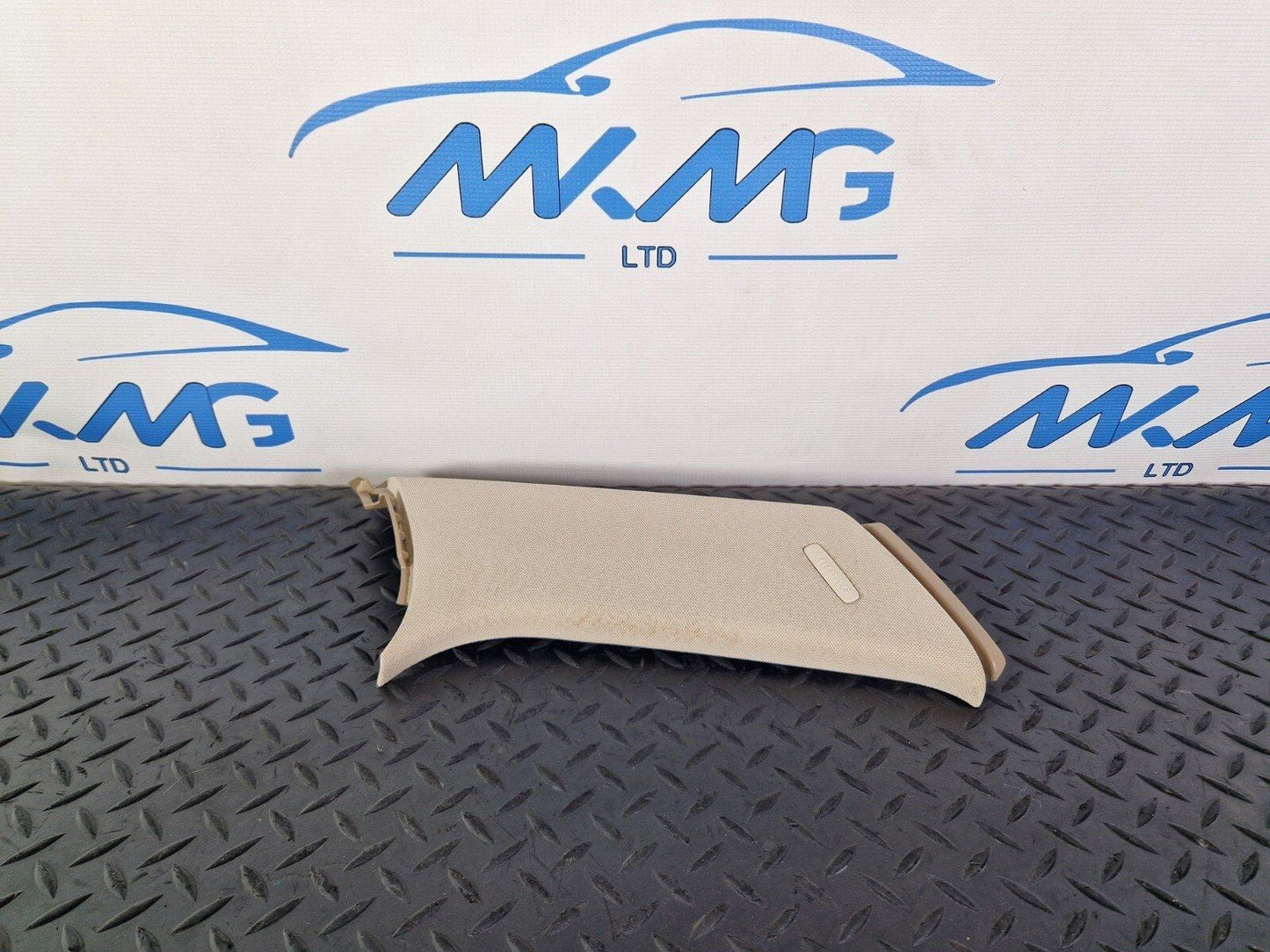 14-21 MERCEDES BENZ W205 ESTATE  REAR C-PILLAR TRIM PANEL LEFT SIDE A2056904704