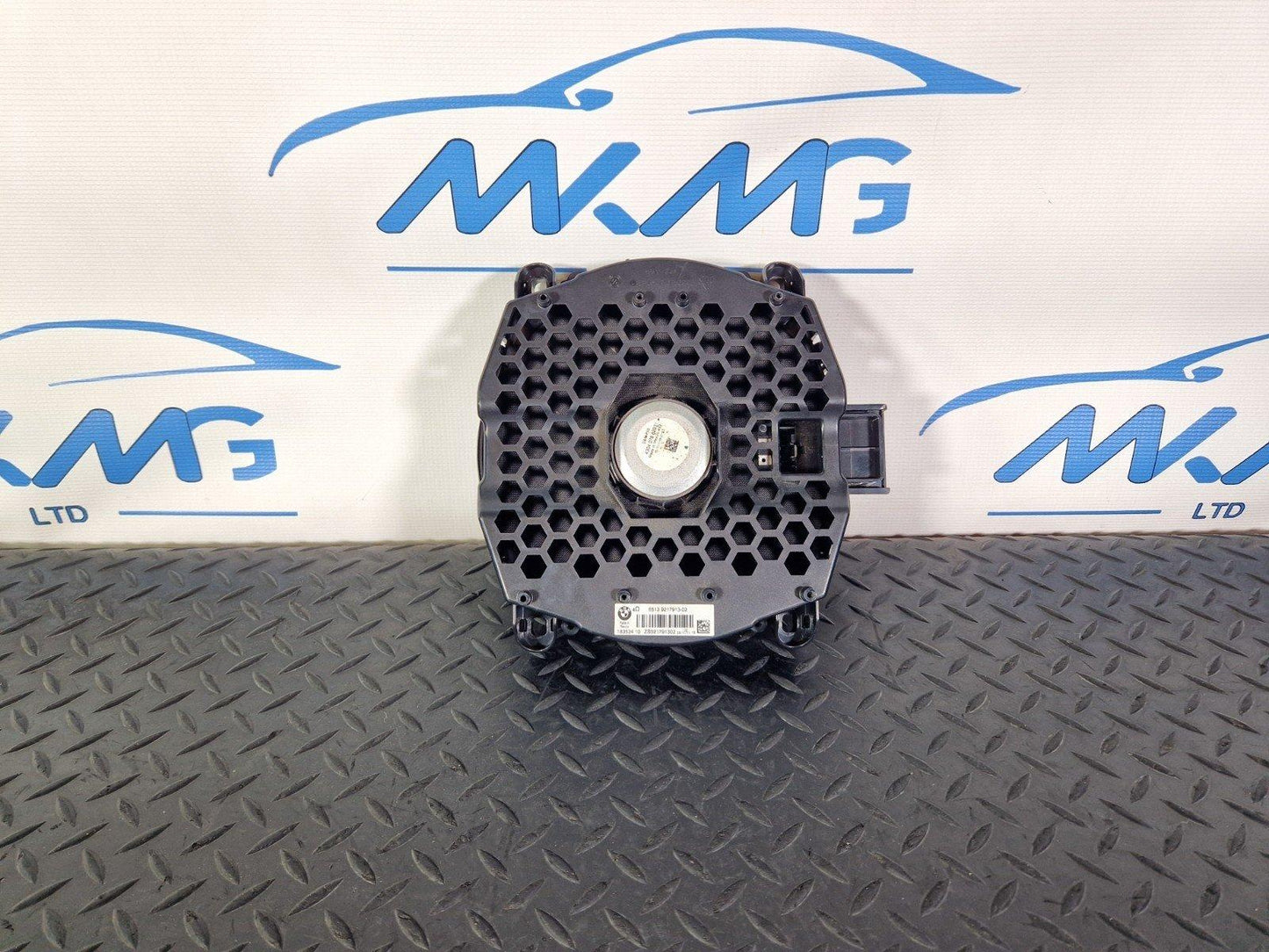 10-13 BMW X5 E70 LCI GENUINE REAR LEFT OR RIGHT DOOR SPEAKER 18353410