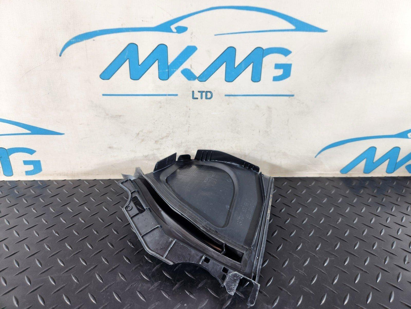 19-ON MERCEDES B CLASS W247 UNDER BONNET TRIM COVER PANEL RIGHT SIDE A2478309901
