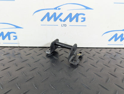 11-19 MERCEDES BENZ ML W166 BONNET HOOD LOCK BRACKET A1668800164