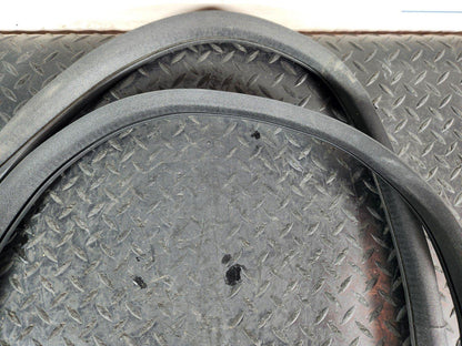 11-19 MERCEDES ML W166 OEM FRONT LEFT OR RIGHT SIDE DOOR RUBBER SEAL A1666970051