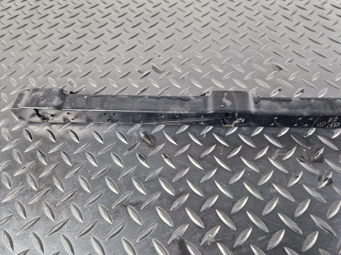 16-24 AUDI A5 F5 CONVERTIBLE GENUINE RIGHT UNDERRUN BAR 8W7804648A