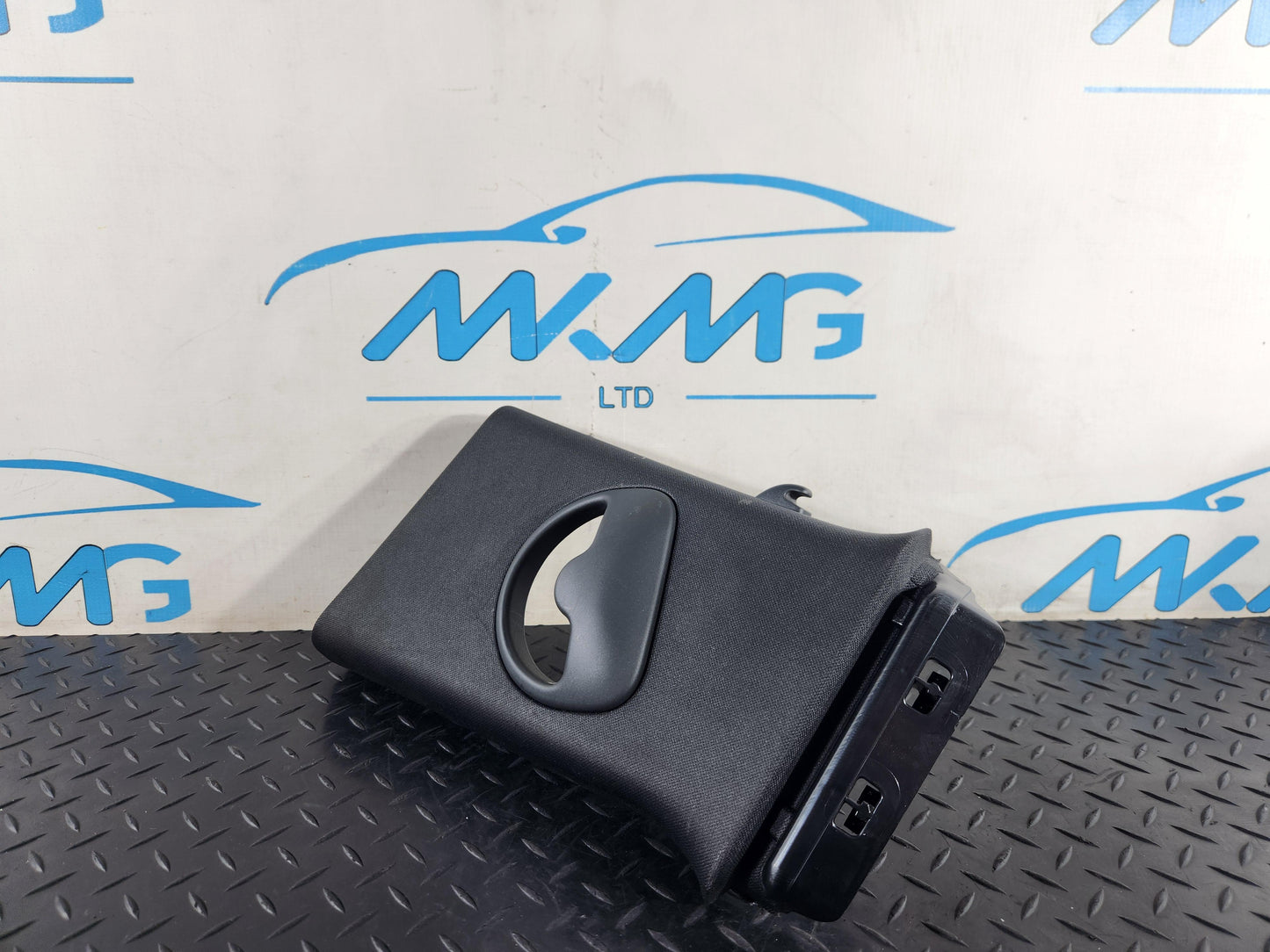 Range Rover Evoque L551 Left Side Front B-Pillar Upper Trim K8D2-243A87-AH8PVJ