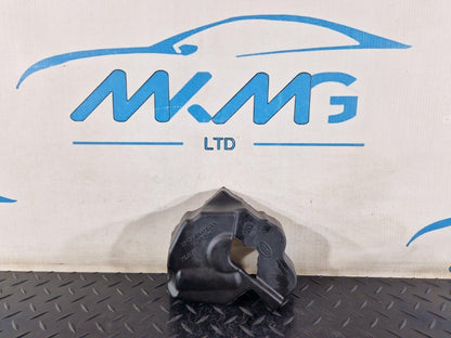 19-ON RANGE ROVER EVOQUE L551 FUEL INJECTION PUMP COVER M4D3-9A413-AA