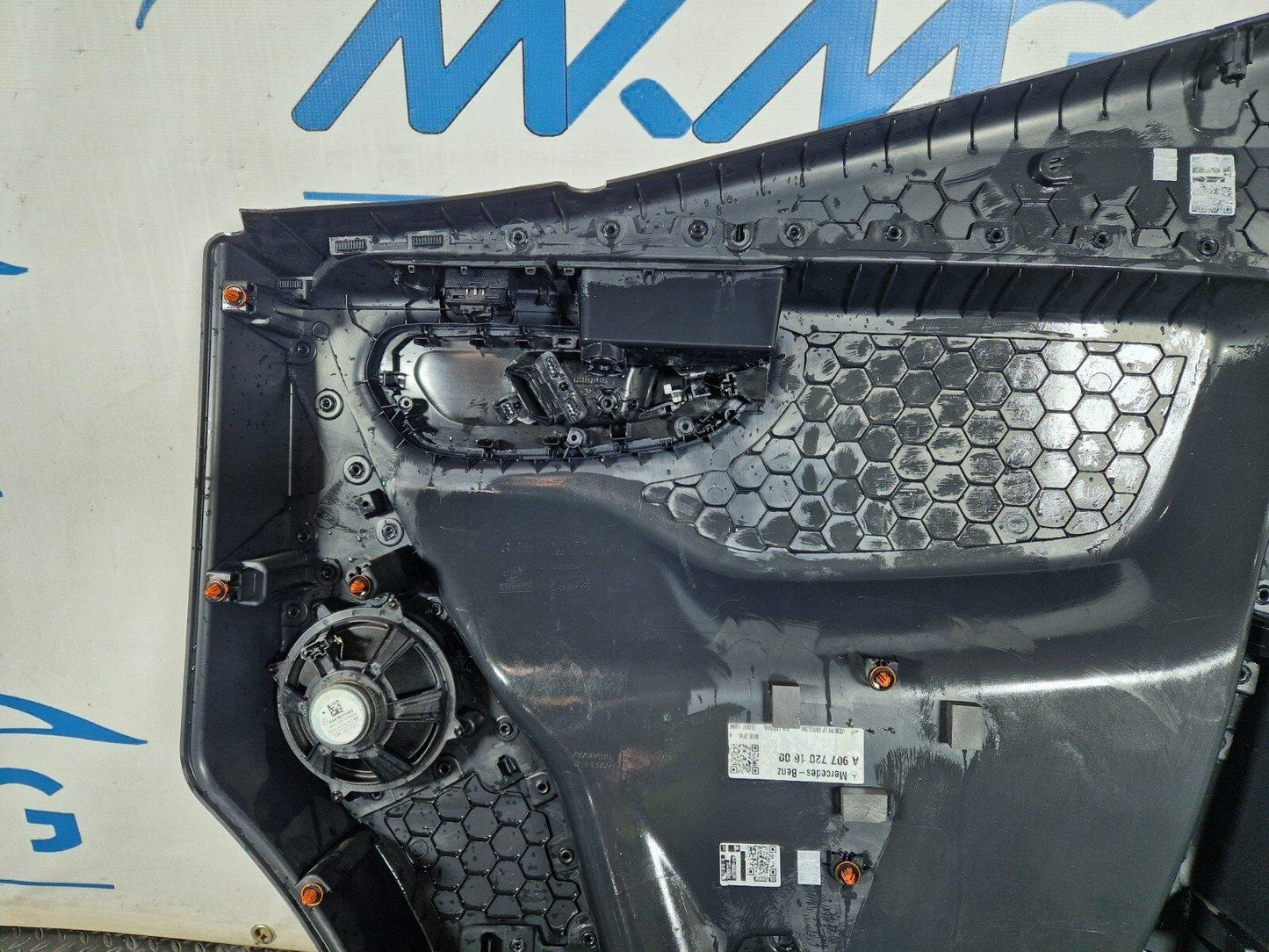 18-ON MERCEDES BENZ SPRINTER W907 FRONT LEFT PASSENGER SIDE DOOR CARD TRIM PANEL