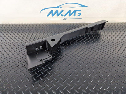 MERCEDES BENZ GLA X156 BOOT TRUNK RIGHT QUATER PANEL TRIM BRACKET A1568901200
