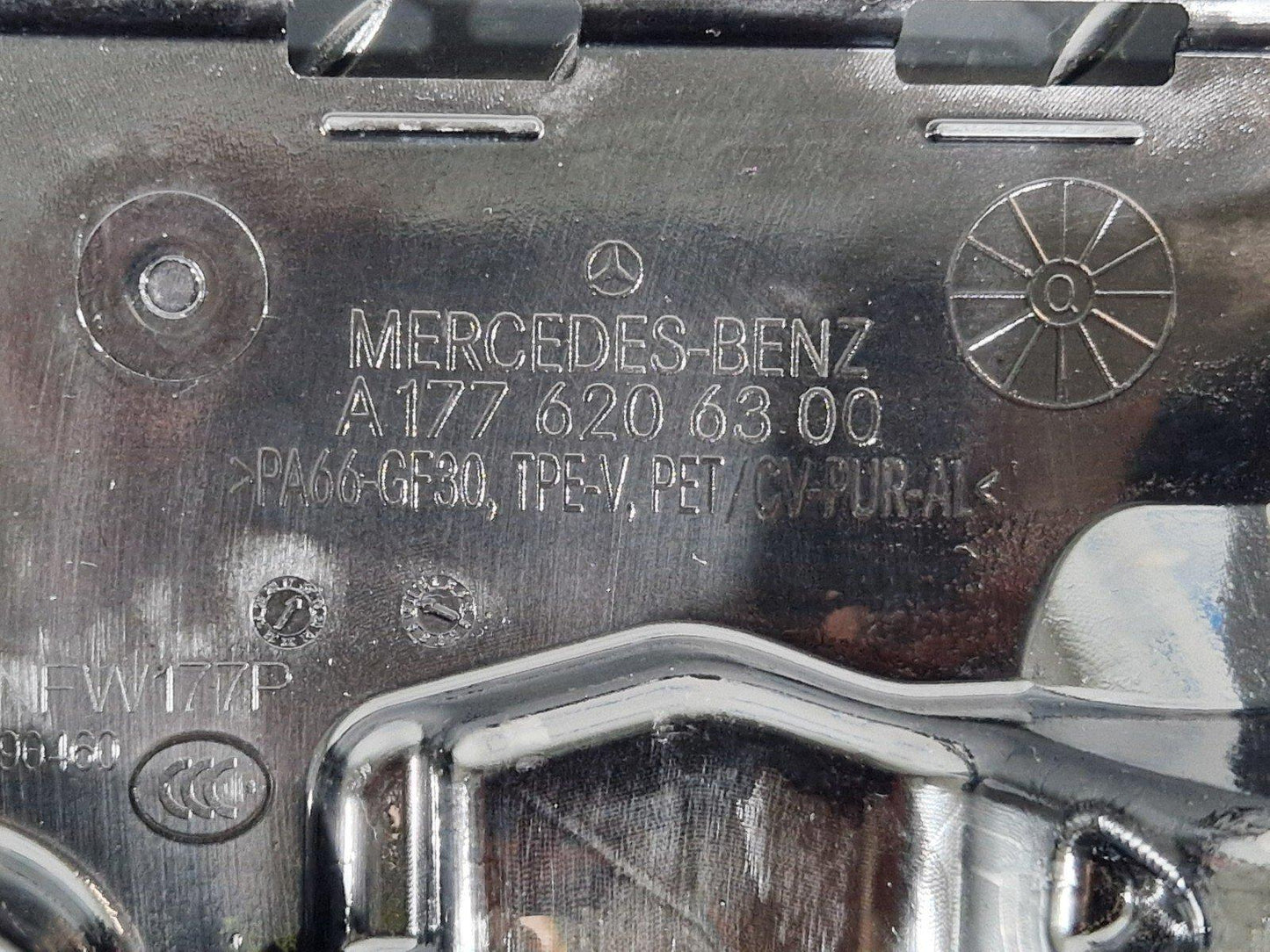 19-ON MERCEDES BENZ B CLASS W247 ENGINE BAY LEFT UPPER PARTITION A1776206300